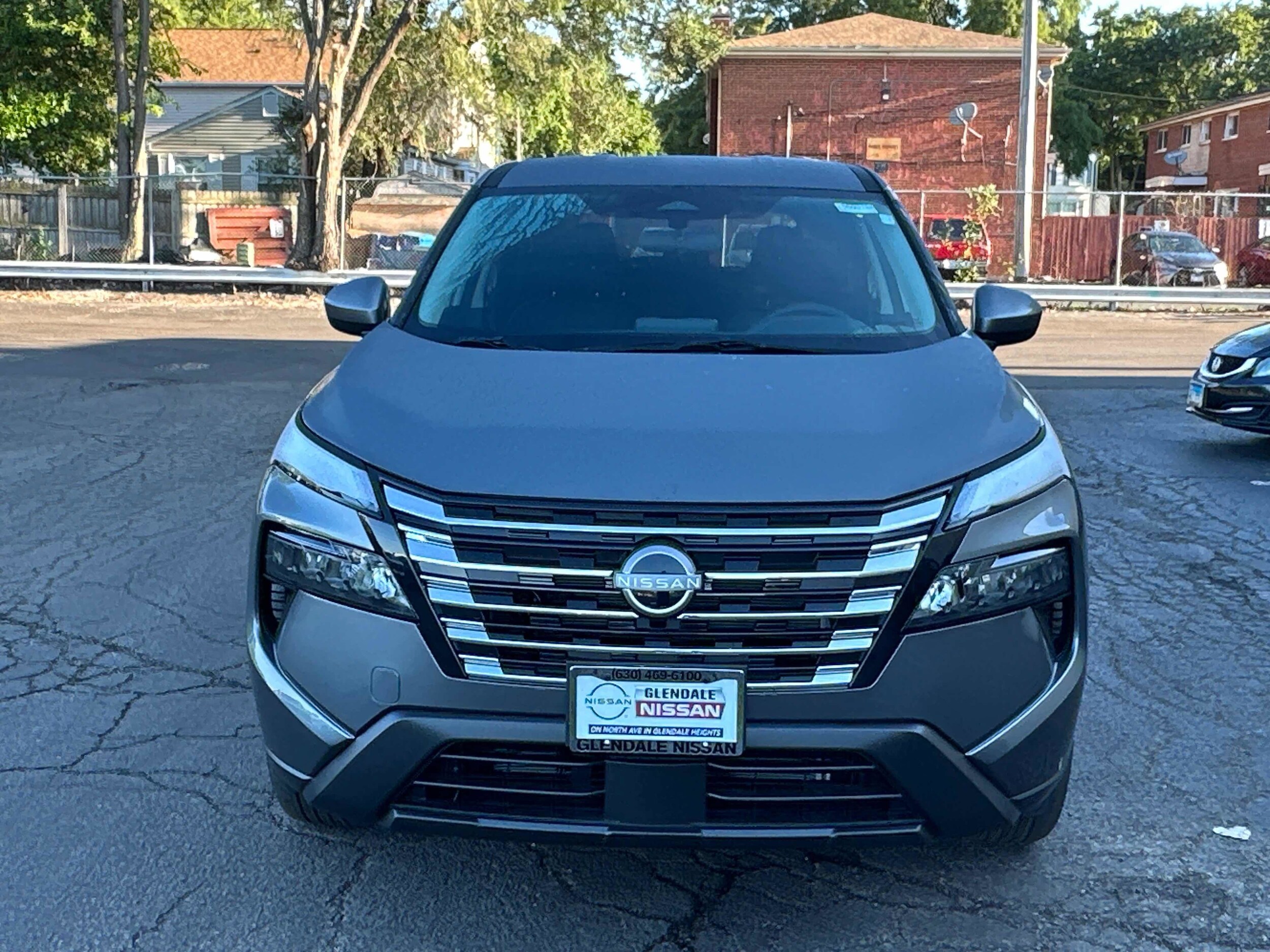 2026 Nissan Rogue SV photo 2