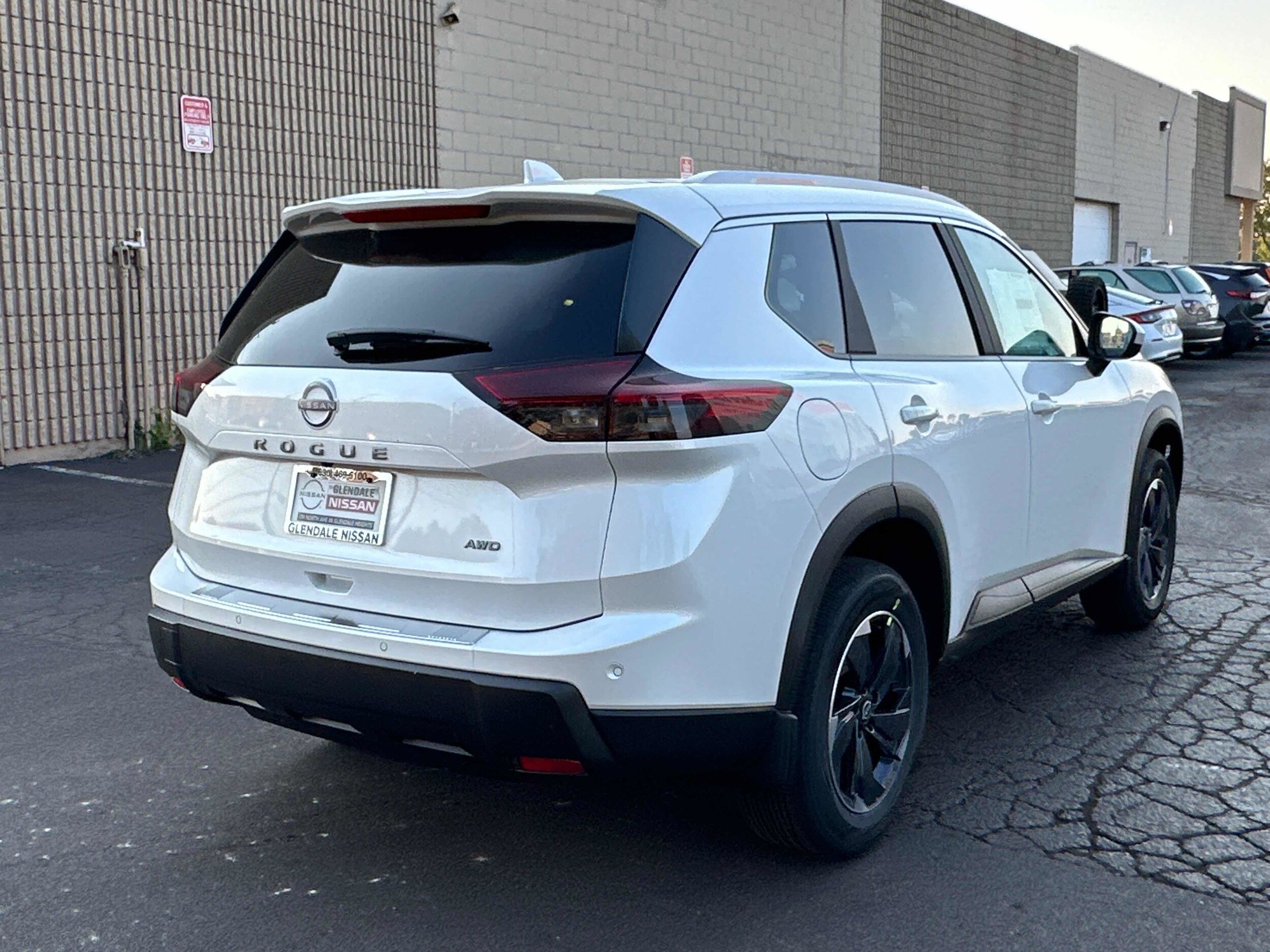 2026 Nissan Rogue SV photo 4