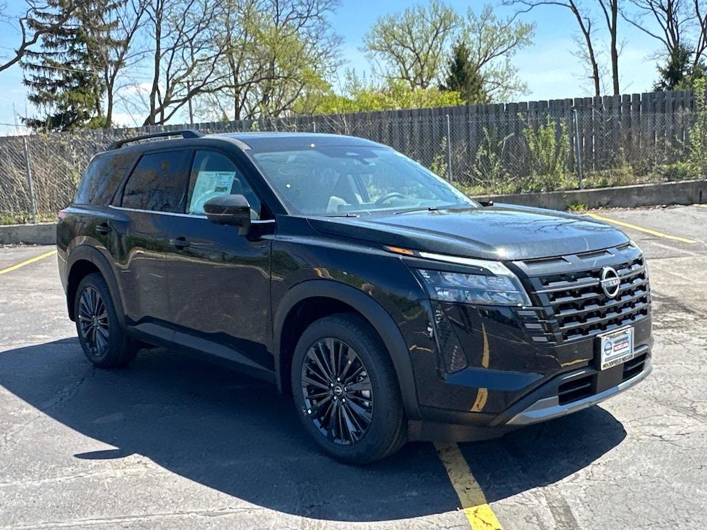 New 2026 Nissan Pathfinder SL SL 4WD