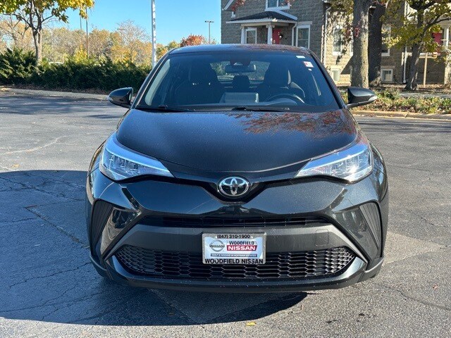 2021 Toyota C-HR XLE photo 2