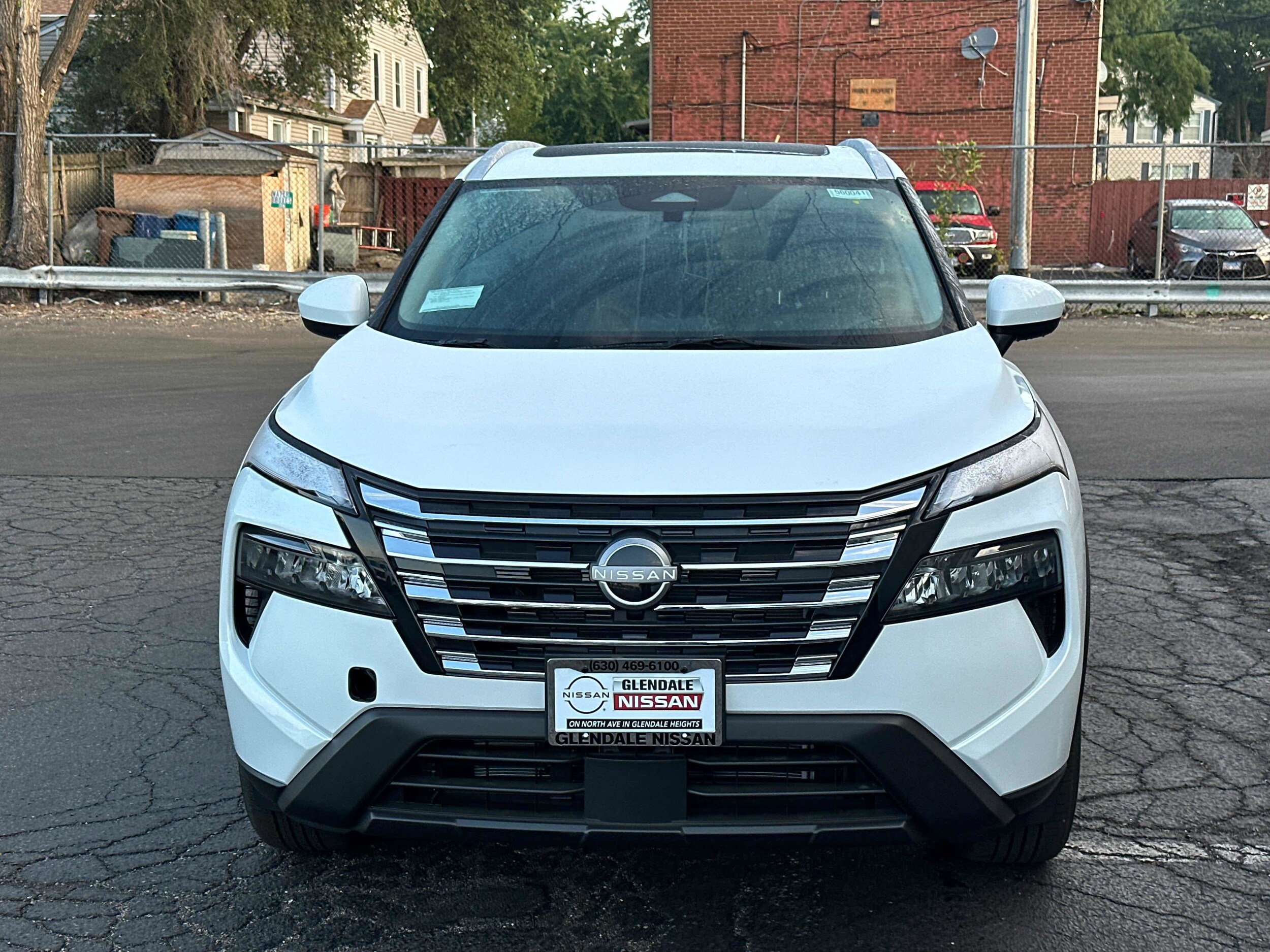 2026 Nissan Rogue SV photo 2