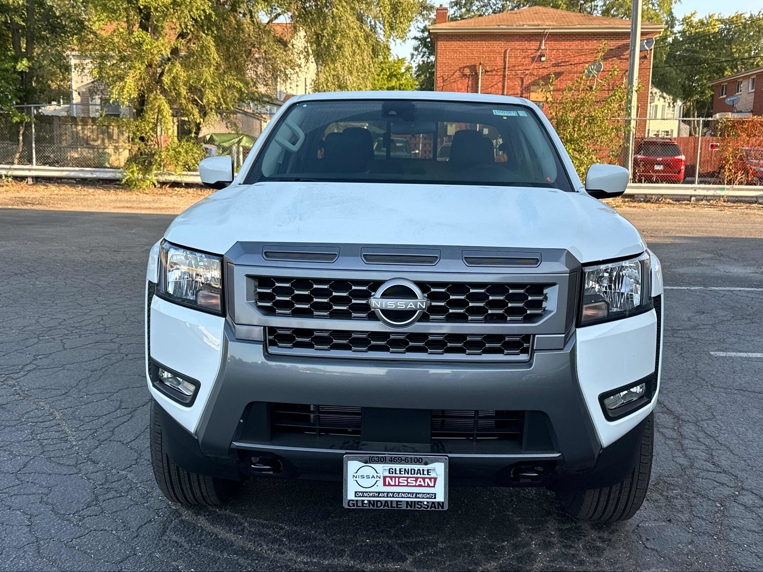 2025 Nissan Frontier Crew Cab SV photo 2
