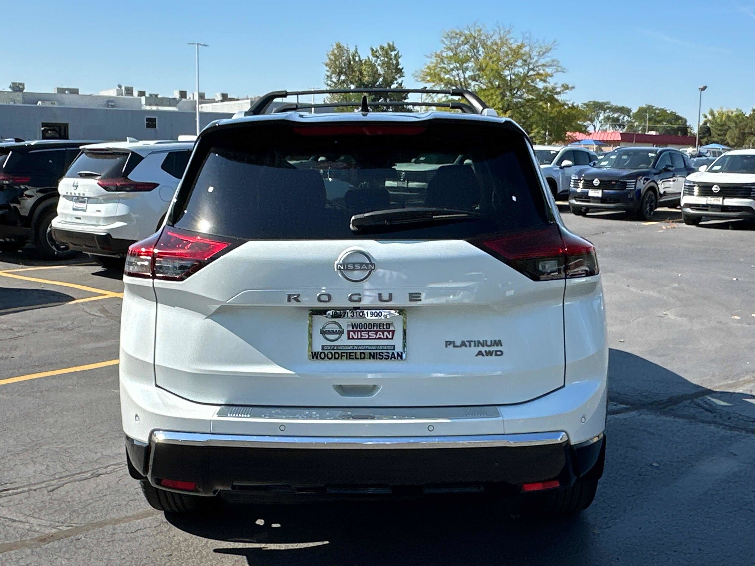 2025 Nissan Rogue Platinum photo 4