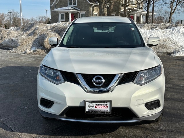 Used 2014 Nissan Rogue S with VIN 5N1AT2MV7EC856992 for sale in Hoffman Estates, IL