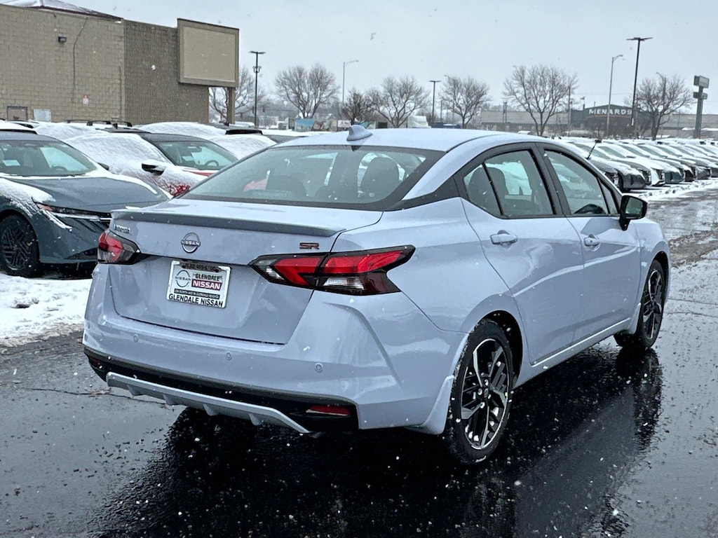 New 2025 Nissan Versa SR SR CVT