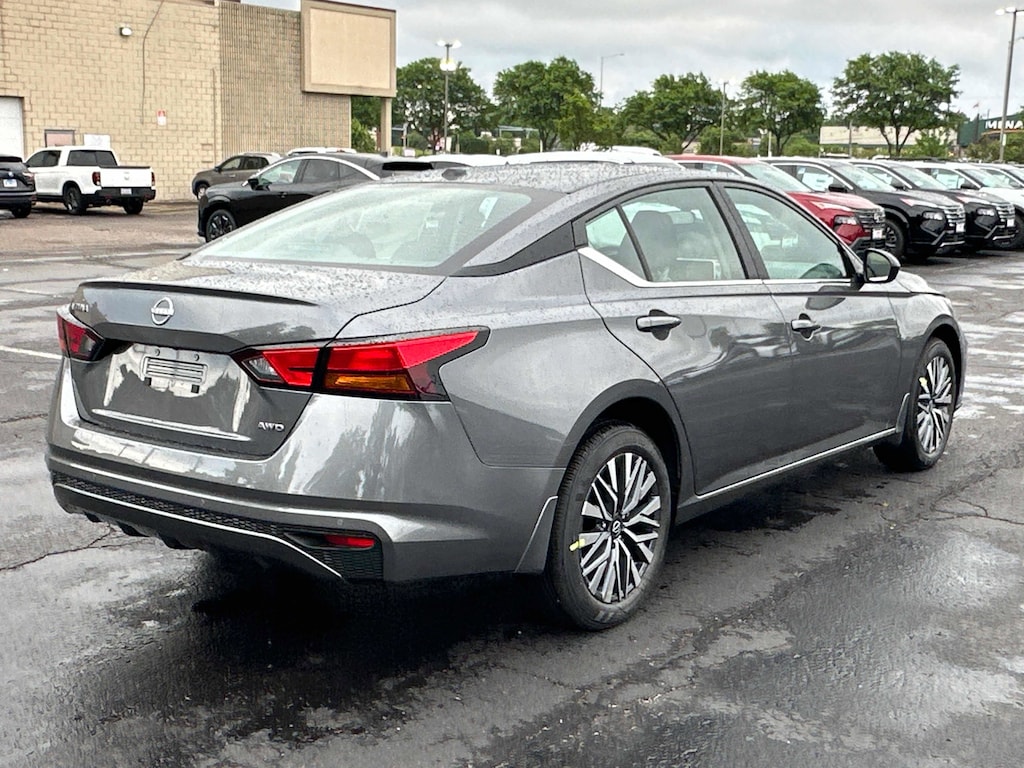 New 2026 Nissan Altima SV SV AWD