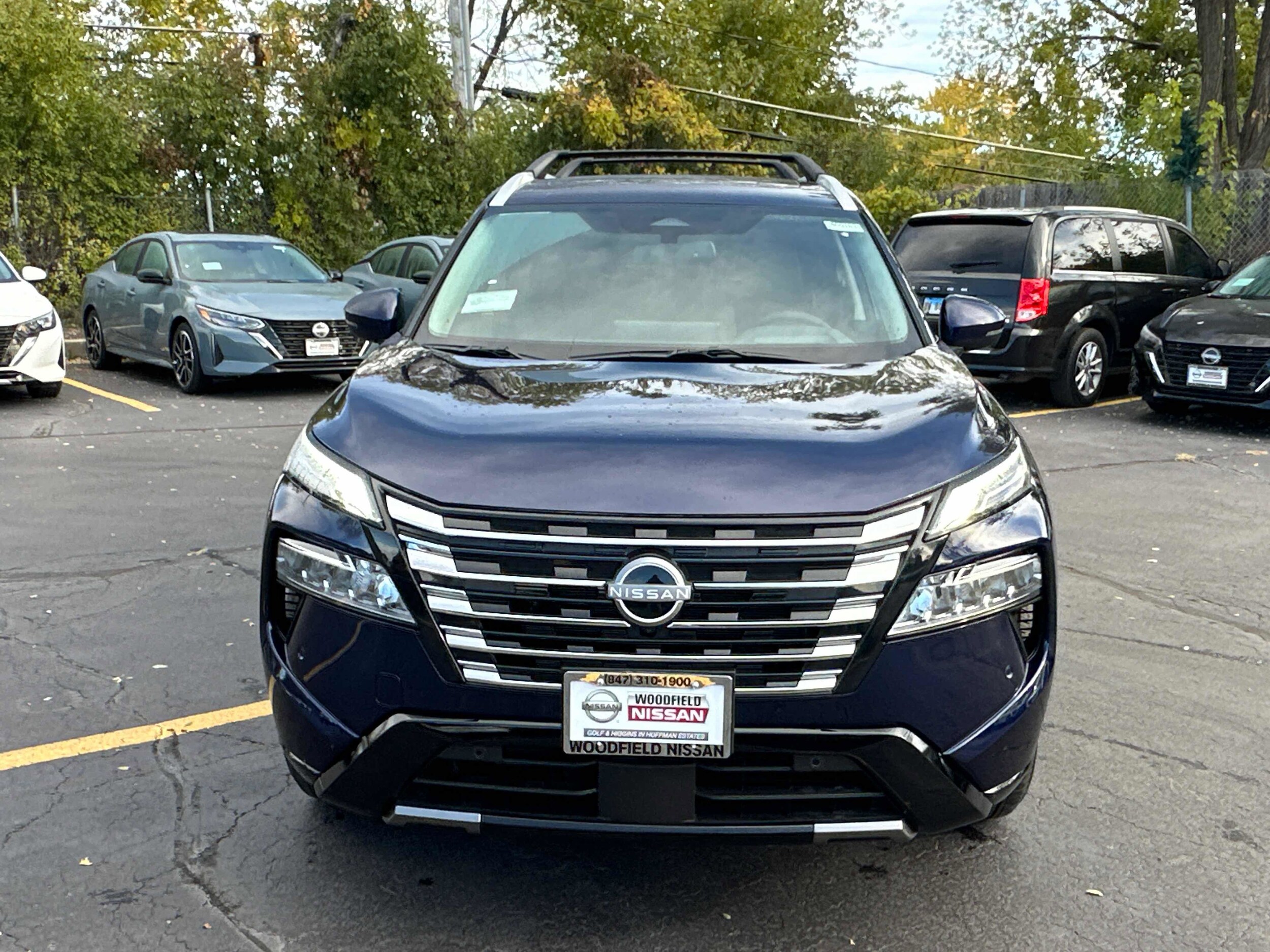 2026 Nissan Rogue Platinum photo 2