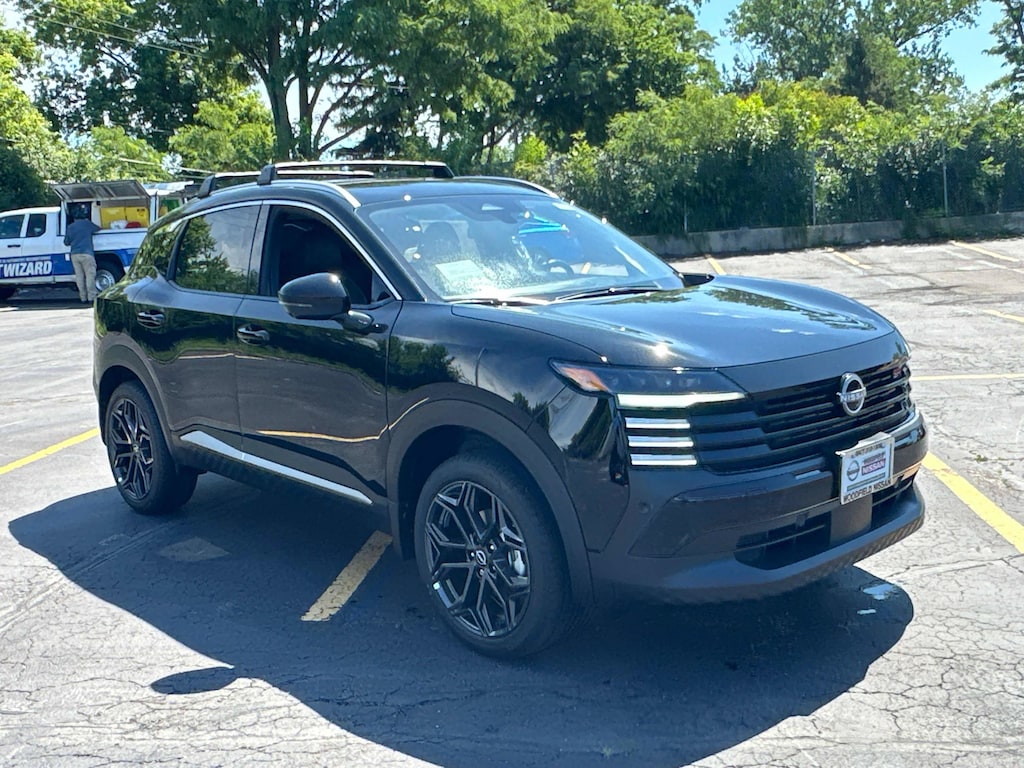 New 2026 Nissan Kicks SR SR AWD