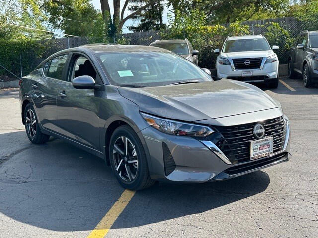2025 Nissan Sentra SV photo 3