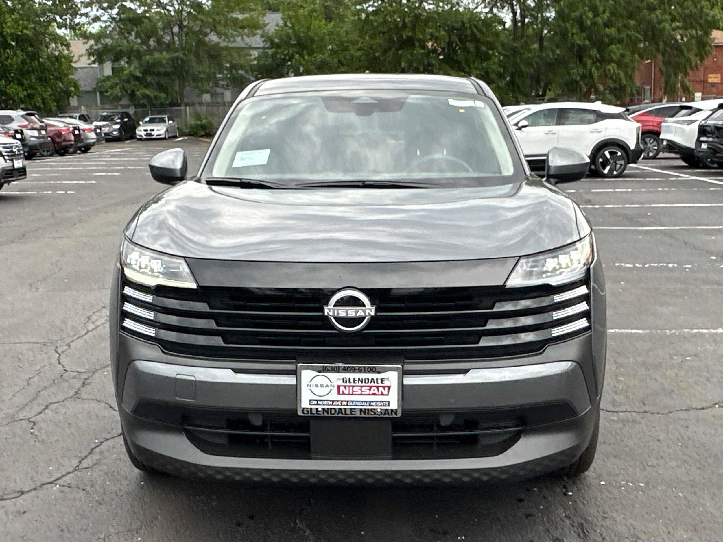 2025 Nissan Kicks SV photo 2
