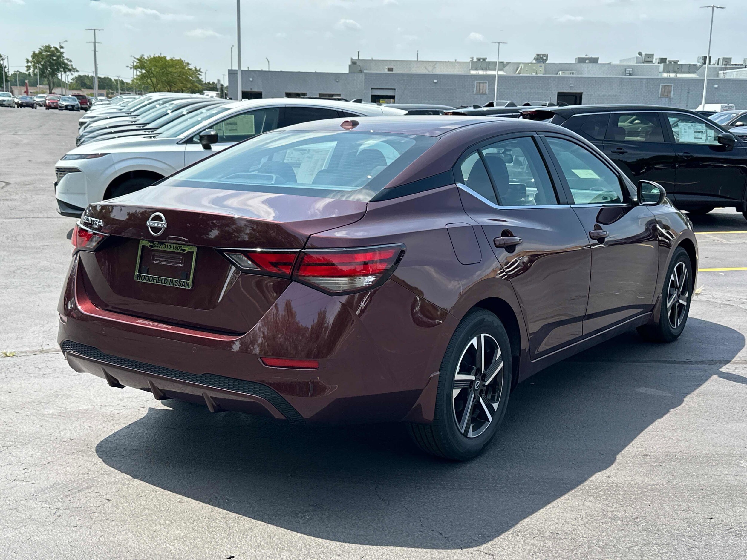 2025 Nissan Sentra SV photo 4