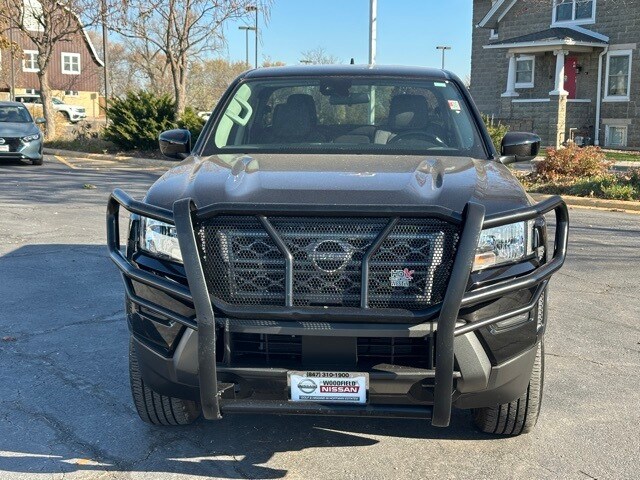 2024 Nissan Frontier SV photo 2