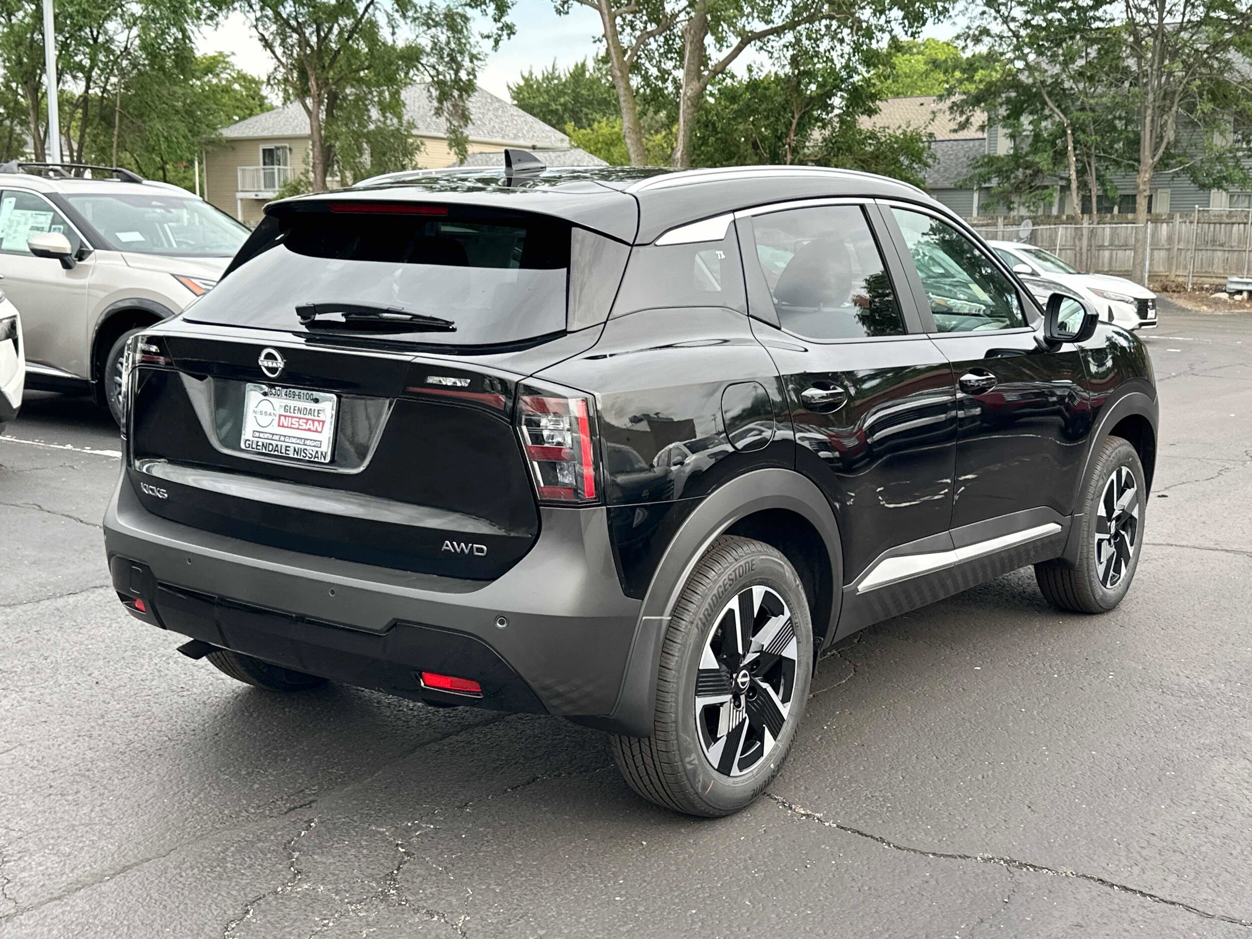 2025 Nissan Kicks SV photo 4