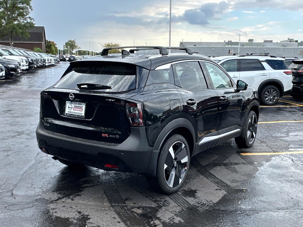 New 2026 Nissan Kicks SR SR AWD