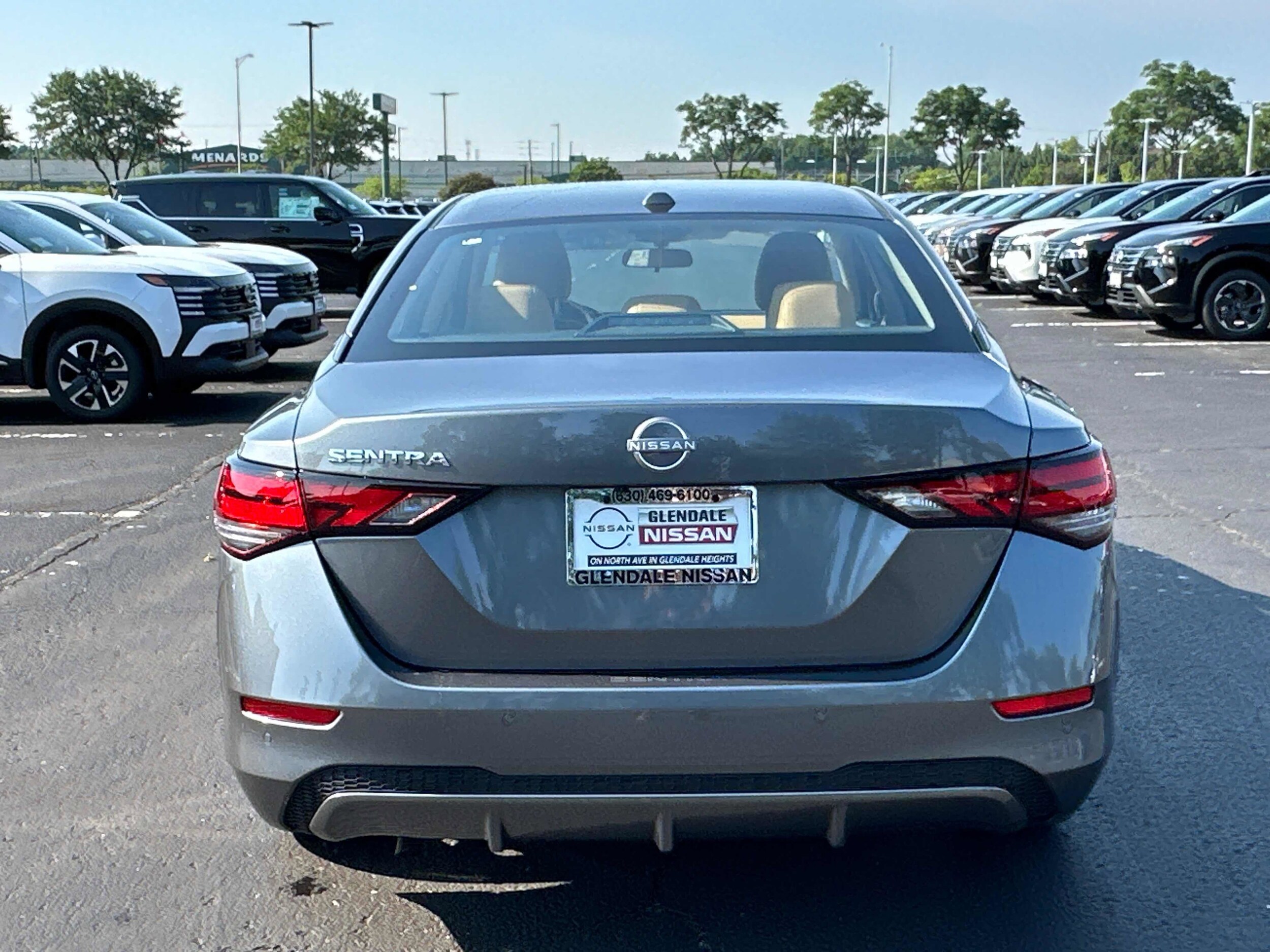 2025 Nissan Sentra SV photo 4