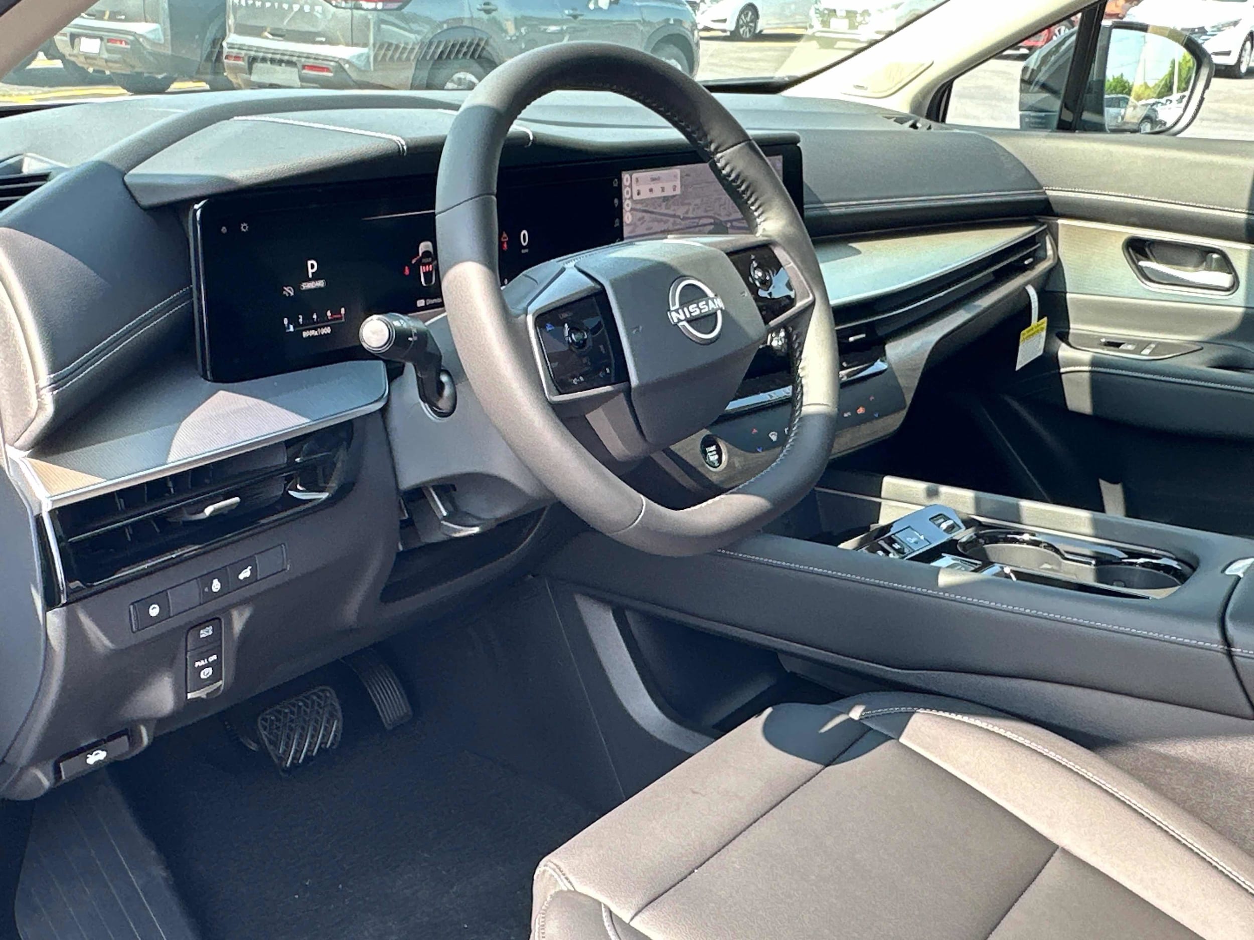 2025 Nissan Murano SL - Photo 13