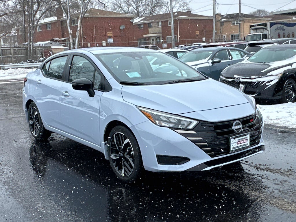 New 2025 Nissan Versa SR SR CVT