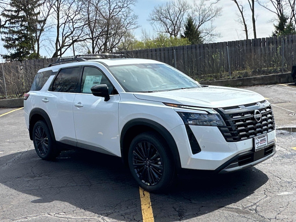 New 2026 Nissan Pathfinder SL SL 4WD