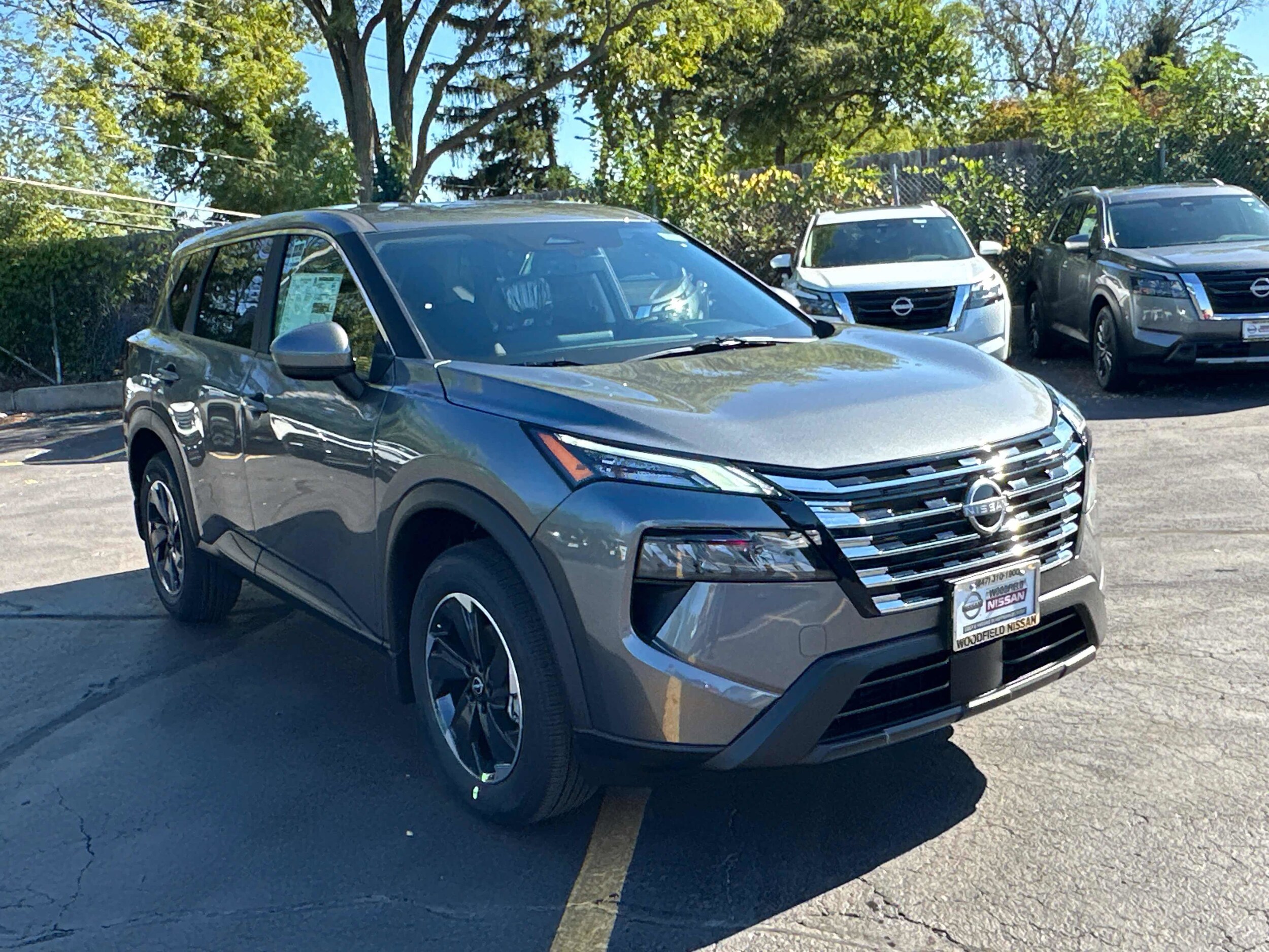 2026 Nissan Rogue SV photo 3