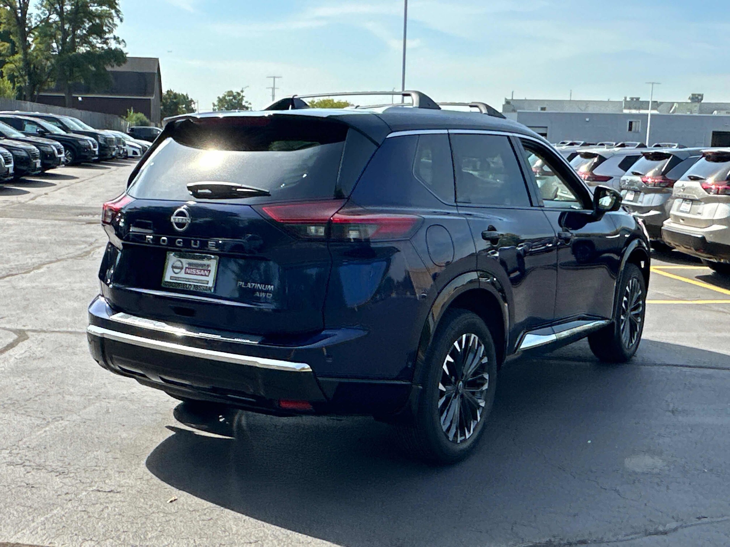 2026 Nissan Rogue Platinum photo 4