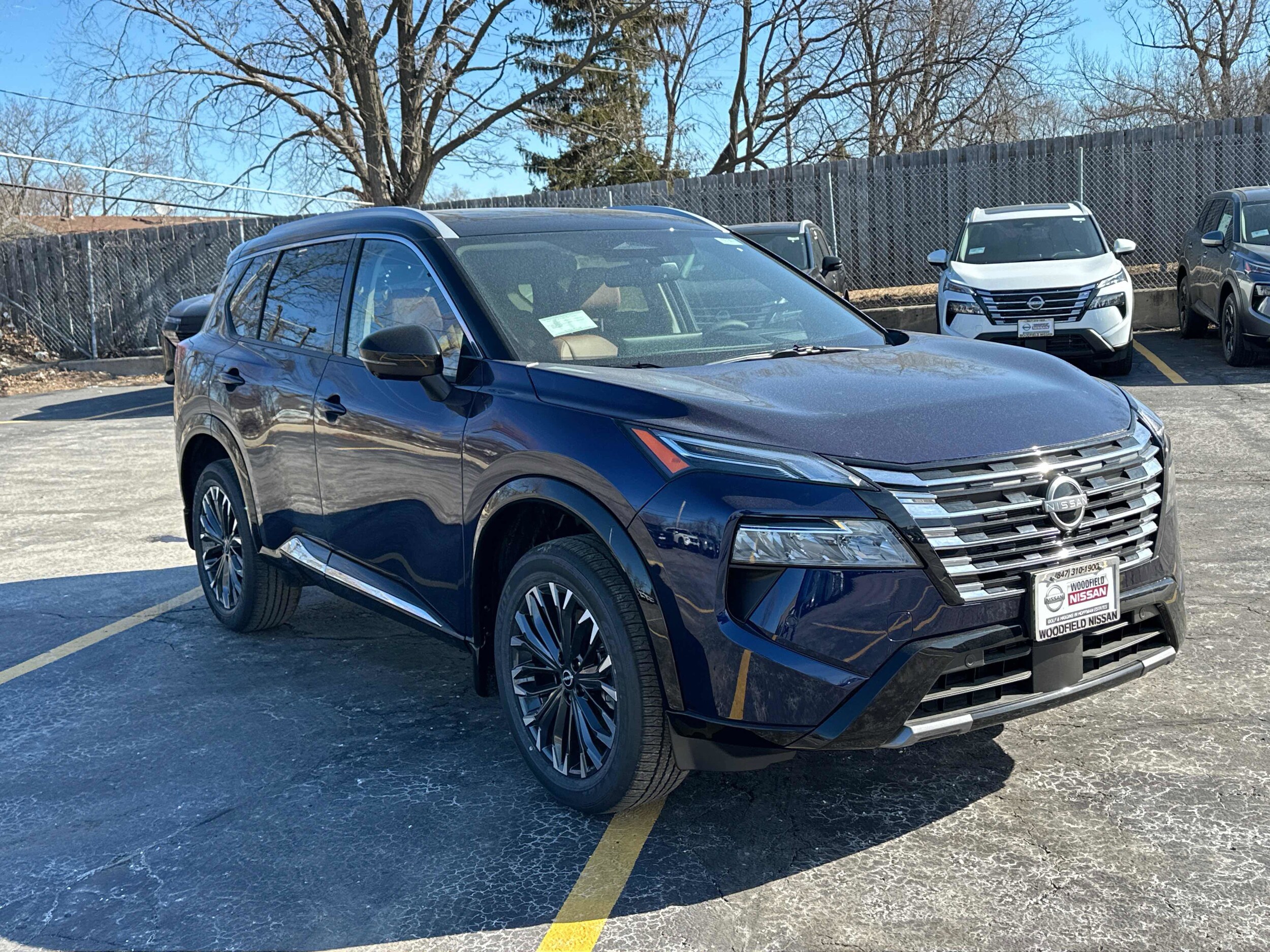 2025 Nissan Rogue Platinum photo 3