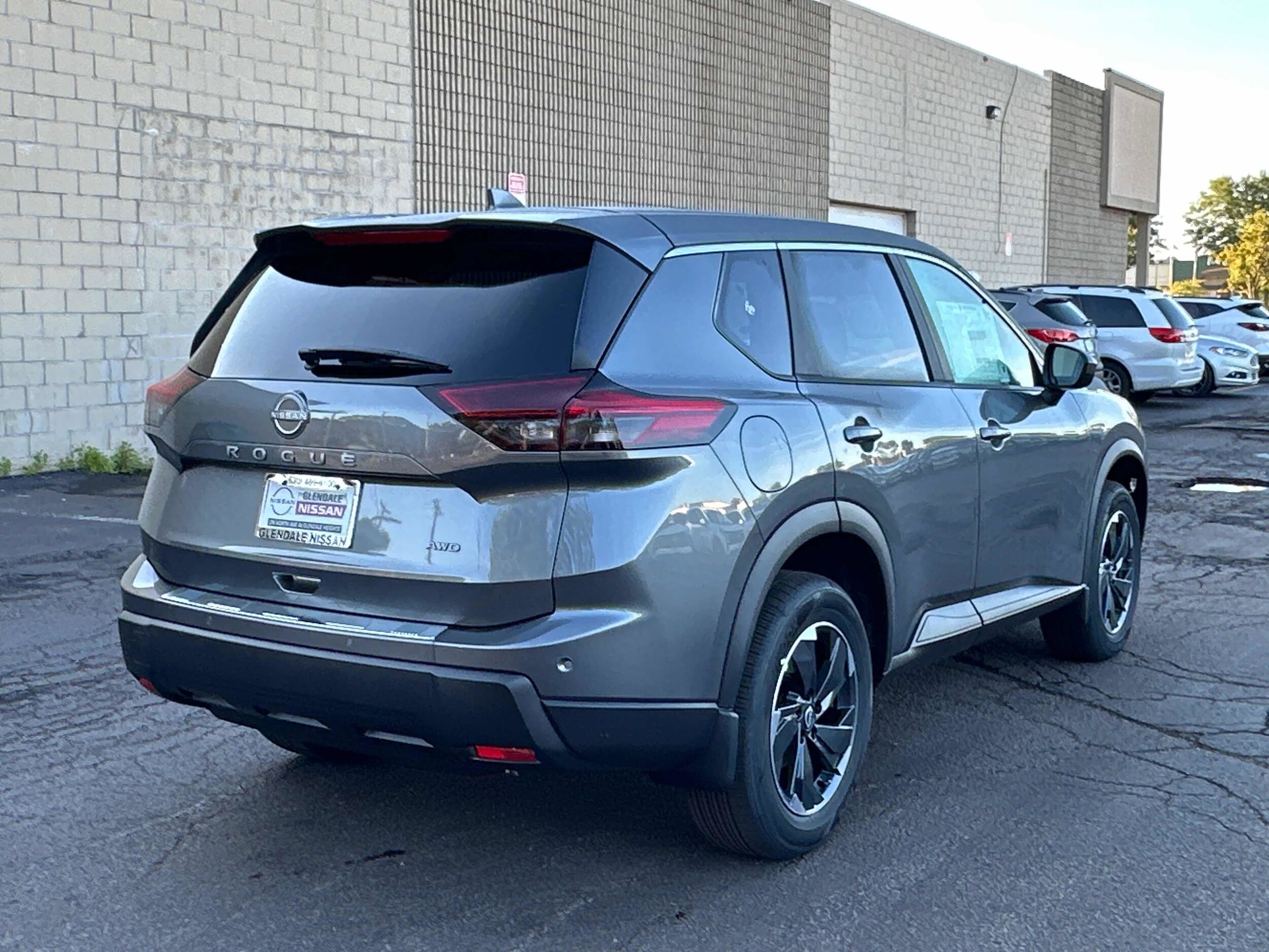 2026 Nissan Rogue SV photo 4