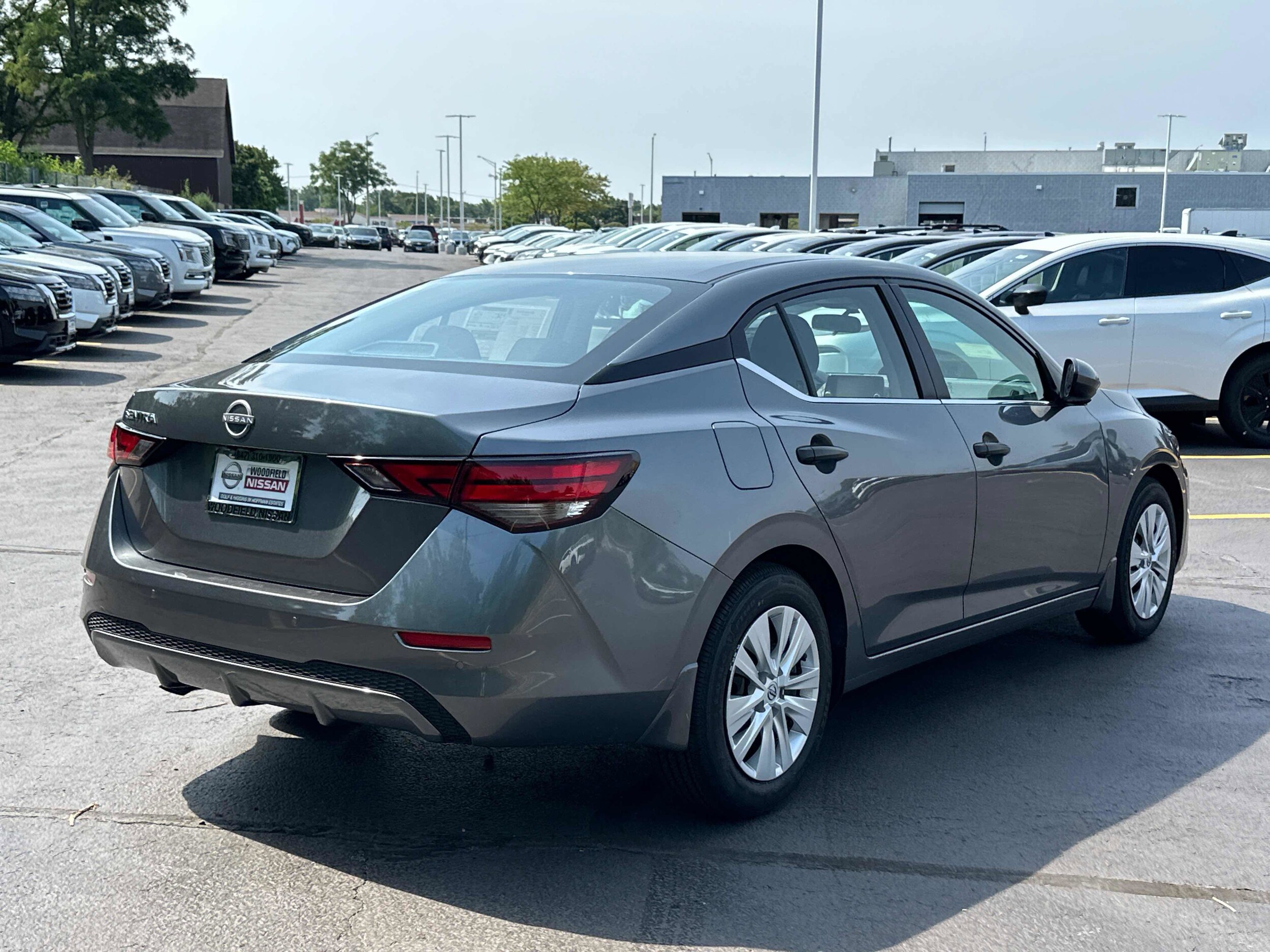 2025 Nissan Sentra S photo 4