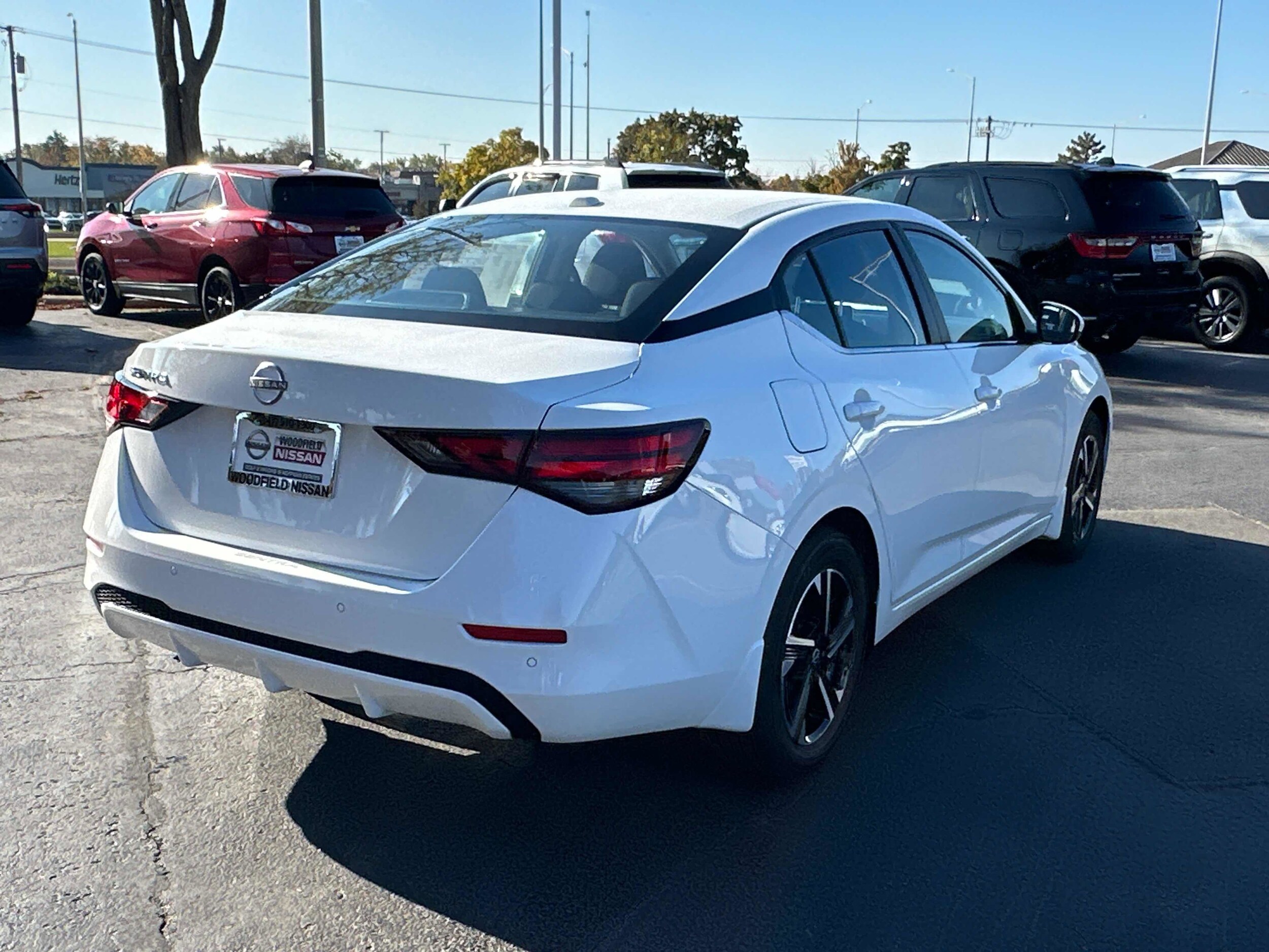 2025 Nissan Sentra SV photo 3
