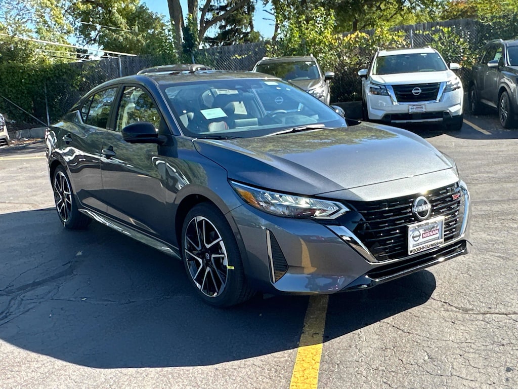New 2025 Nissan Sentra SR SR CVT
