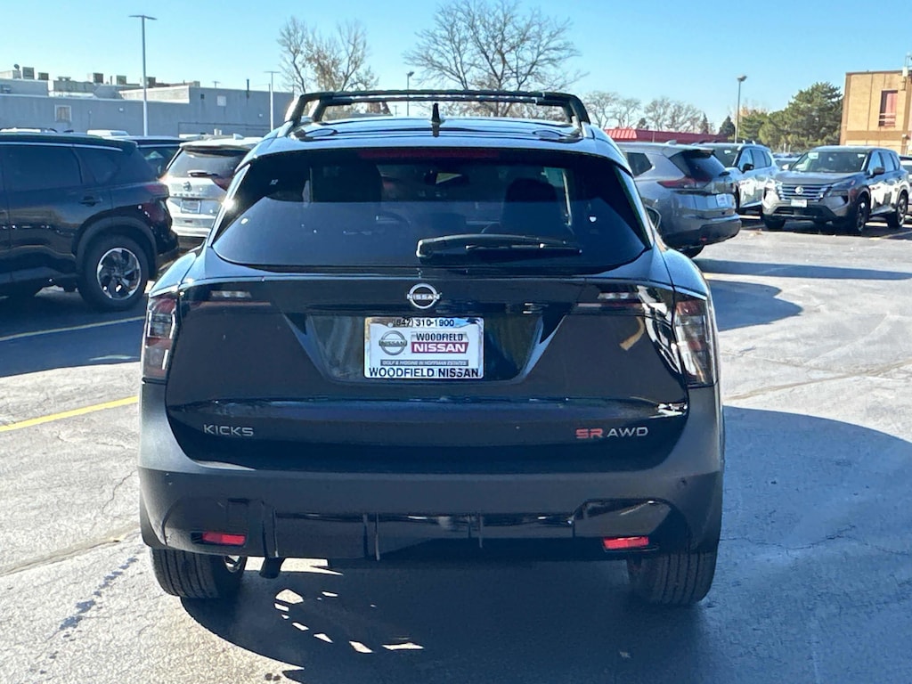 New 2026 Nissan Kicks SR SR AWD