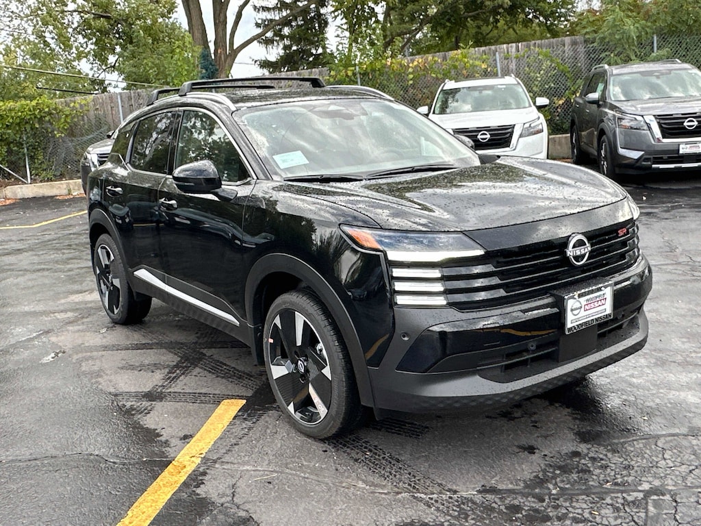 New 2026 Nissan Kicks SR SR AWD