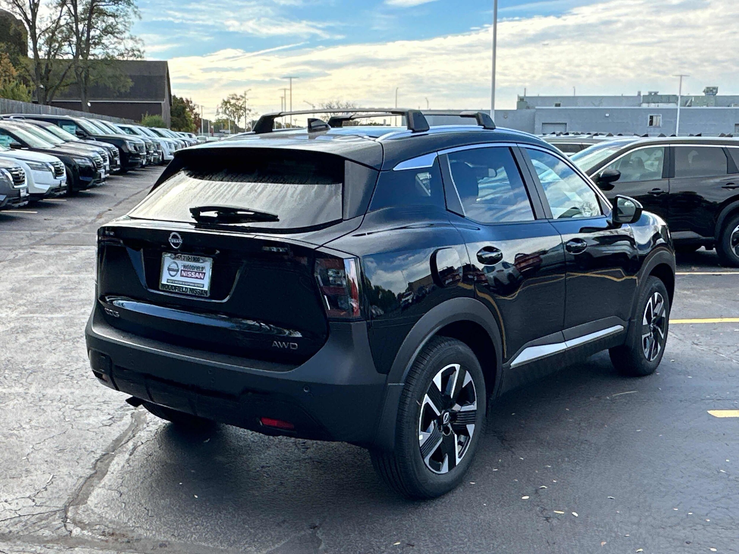 2026 Nissan Kicks SV photo 2