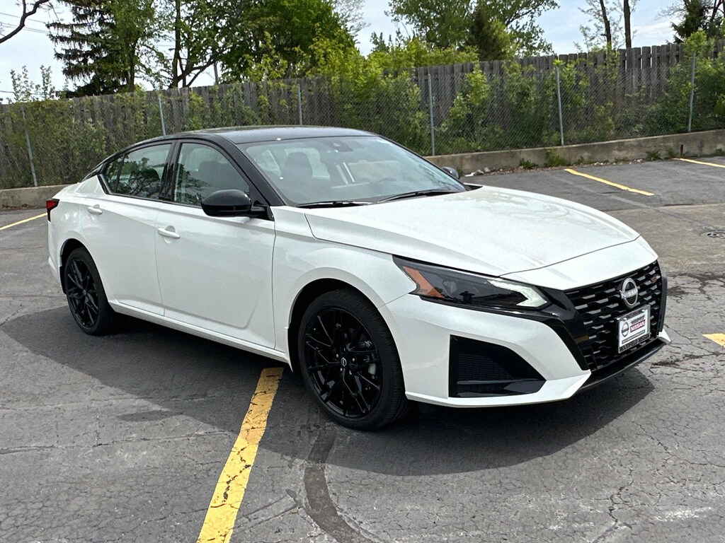 New 2026 Nissan Altima SR SR AWD