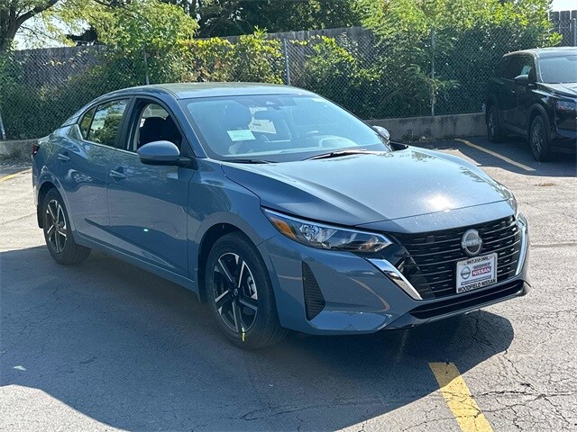 2025 Nissan Sentra SV photo 3