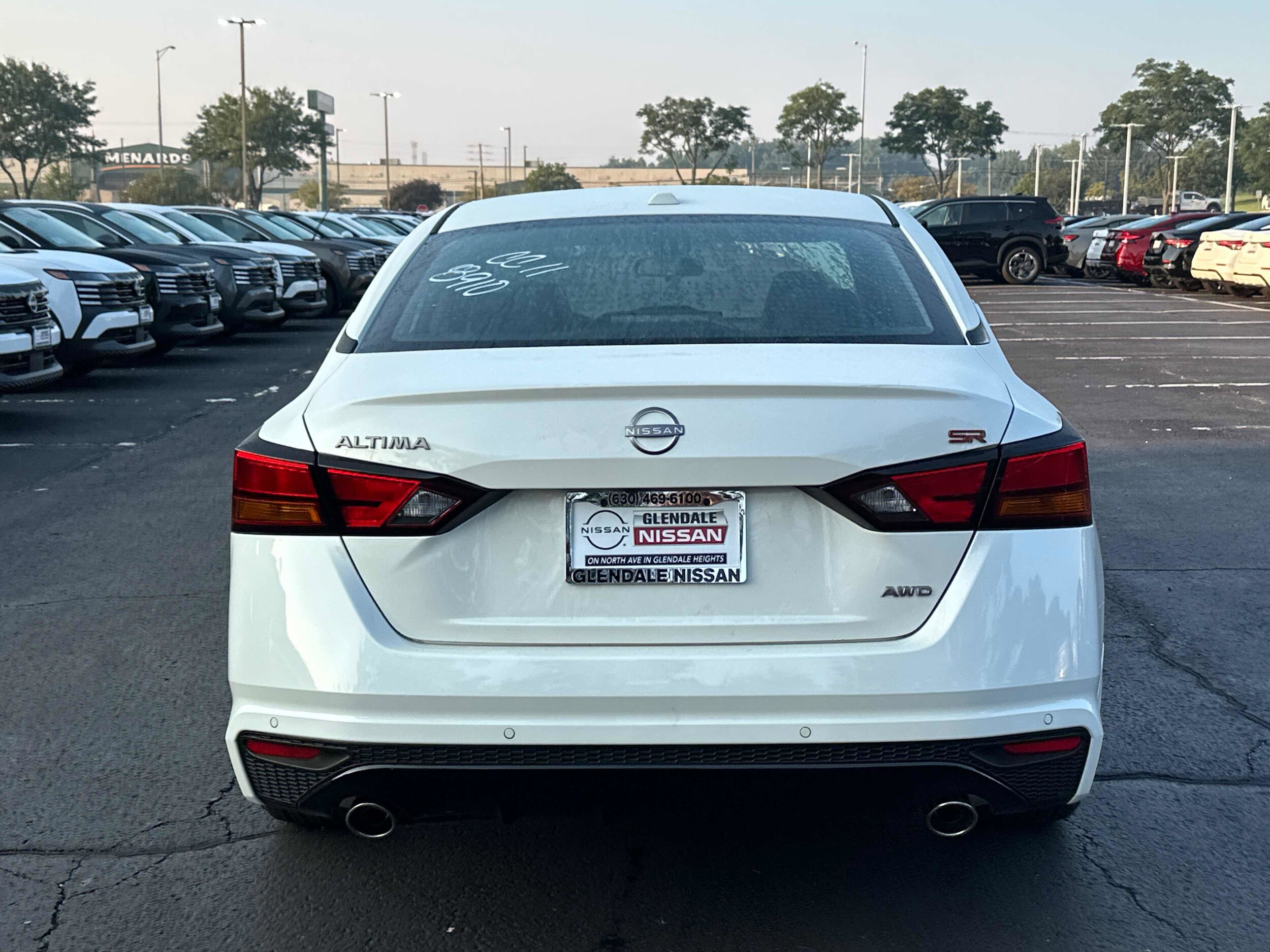 2025 Nissan Altima SR photo 4