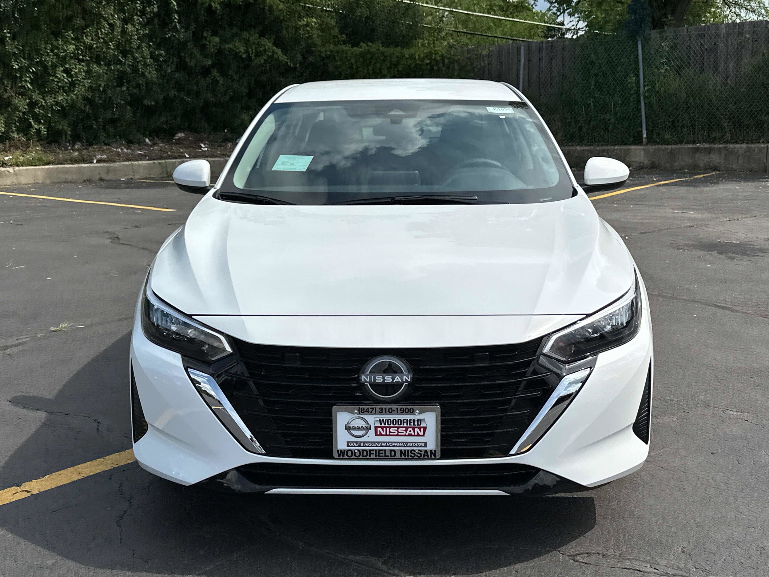 2025 Nissan Sentra SV photo 2