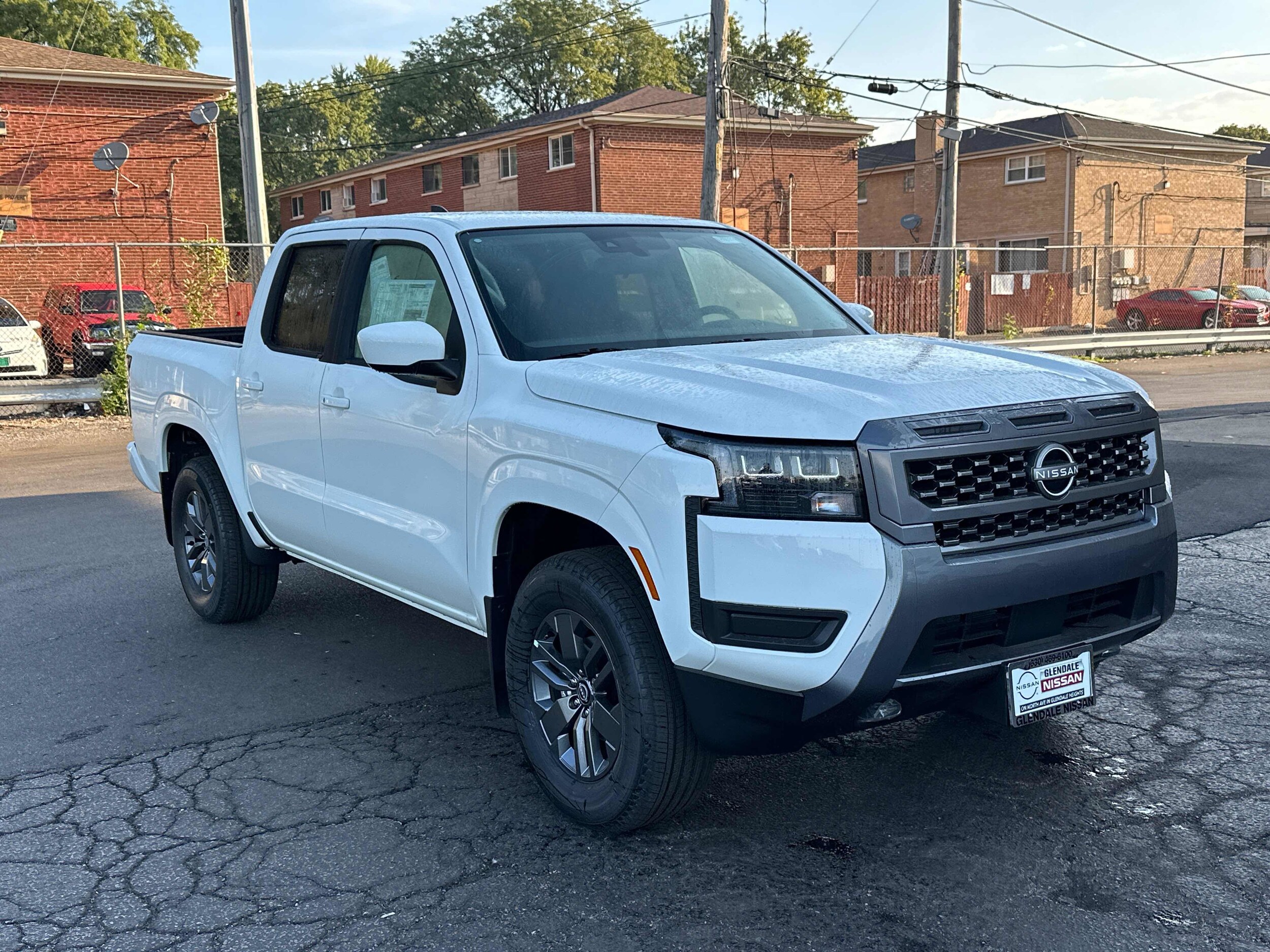 2026 Nissan Frontier Crew Cab SV photo 3