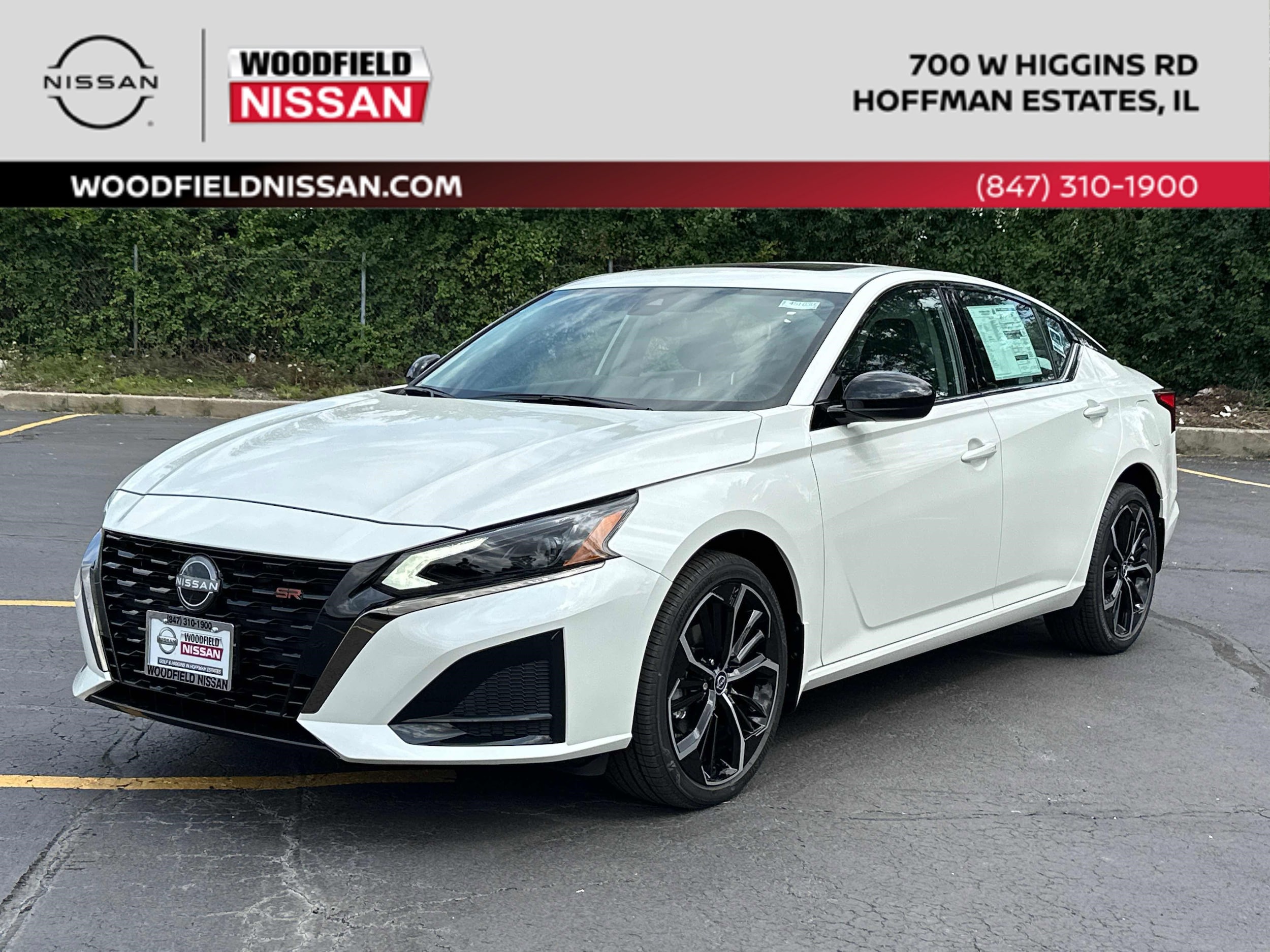 2025 Nissan Altima SR's photo