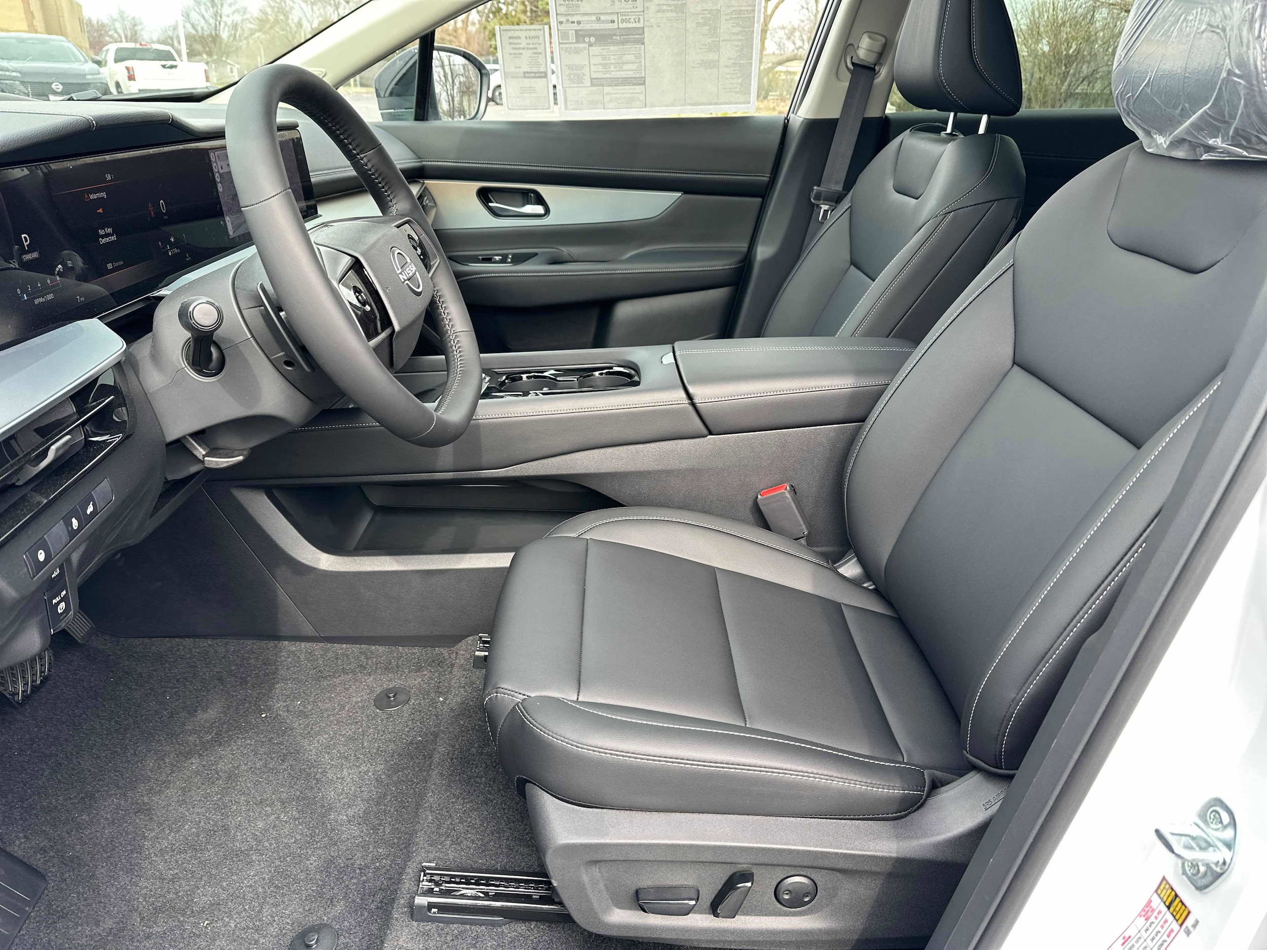 2025 Nissan Murano SL - Photo 9