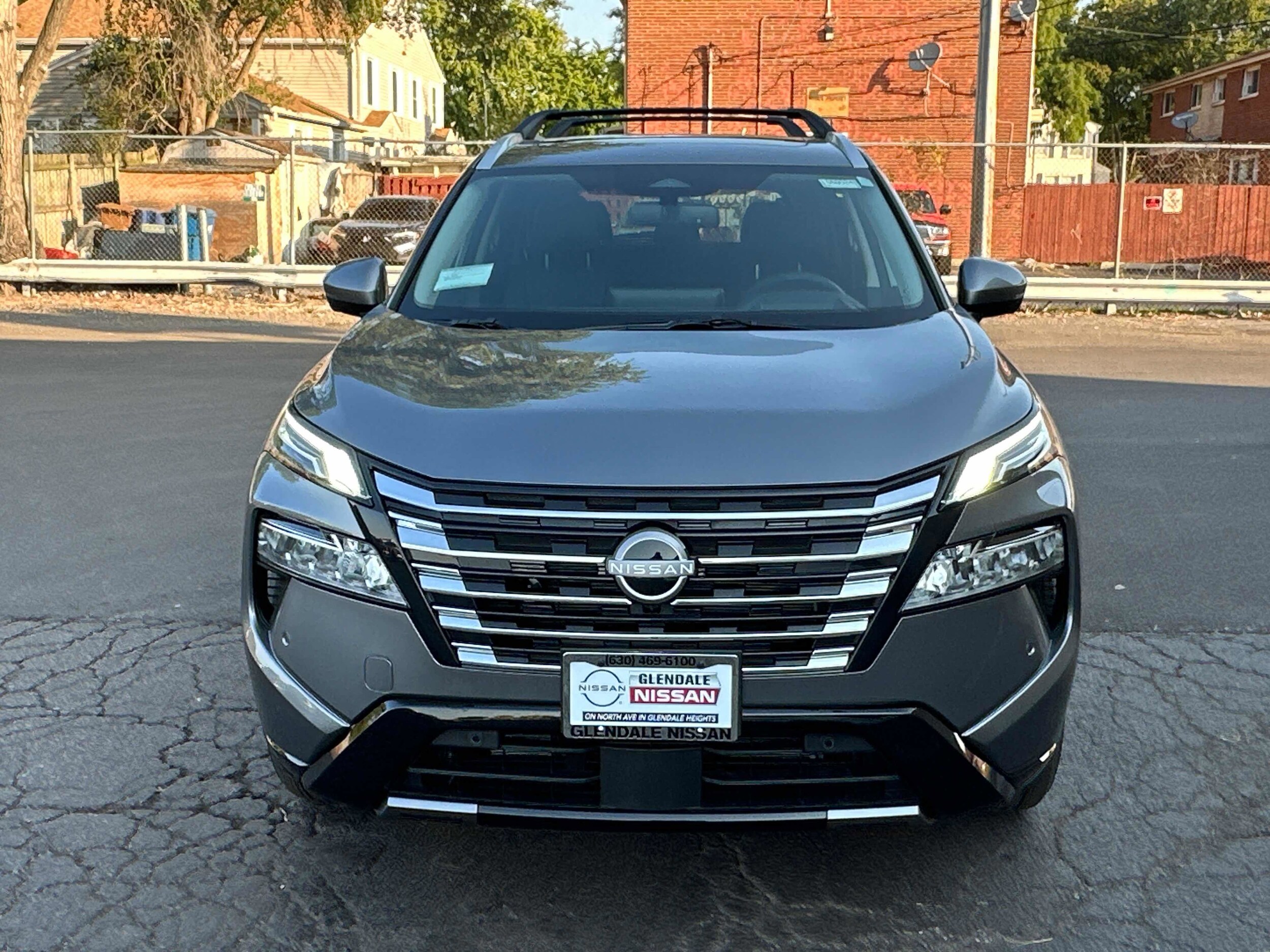 2026 Nissan Rogue Platinum photo 2