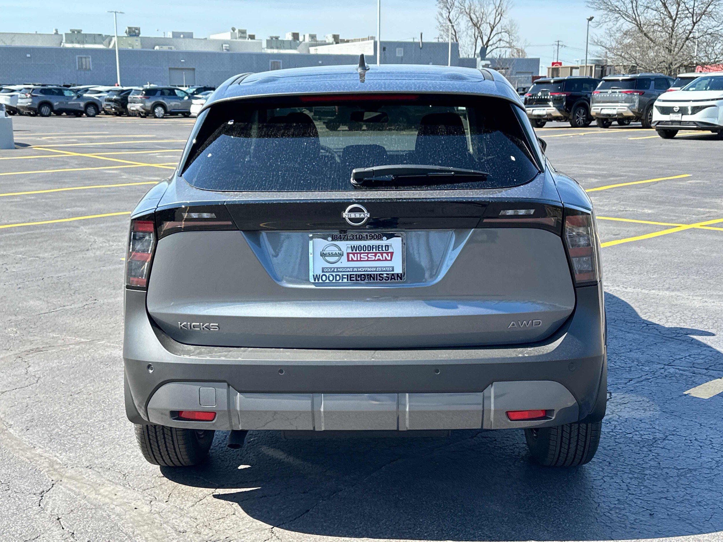 2025 Nissan Kicks SV photo 4