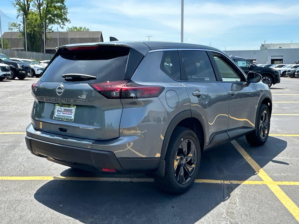 New 2026 Nissan Rogue SV 2026.5 AWD SV
