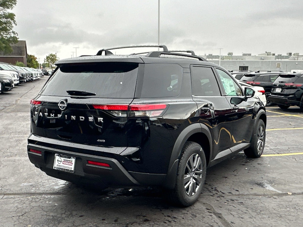 New 2025 Nissan Pathfinder SV SV 4WD