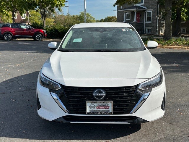 2025 Nissan Sentra SV photo 2