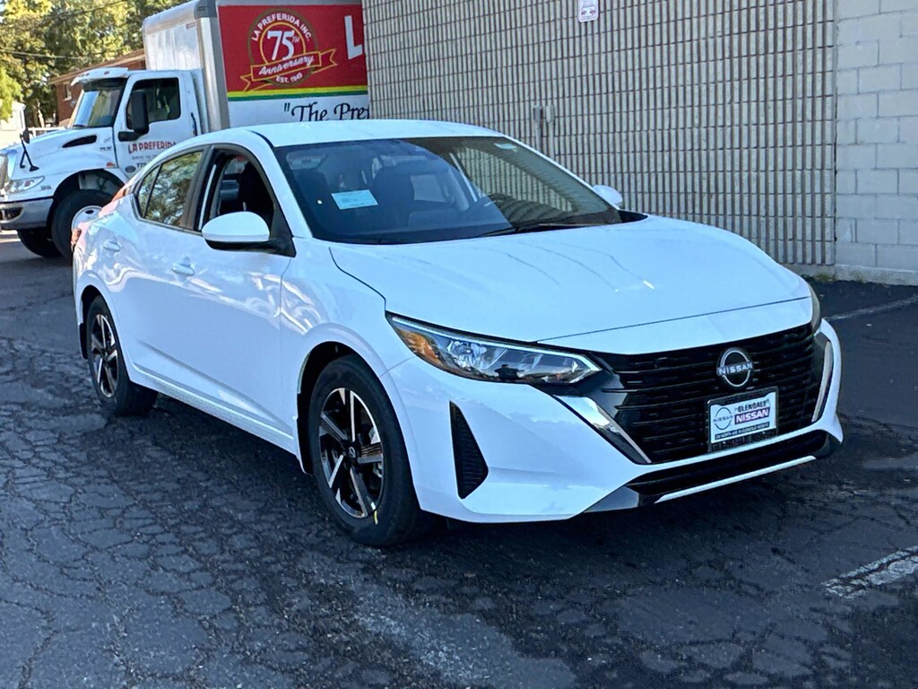 New 2025 Nissan Sentra SV SV CVT