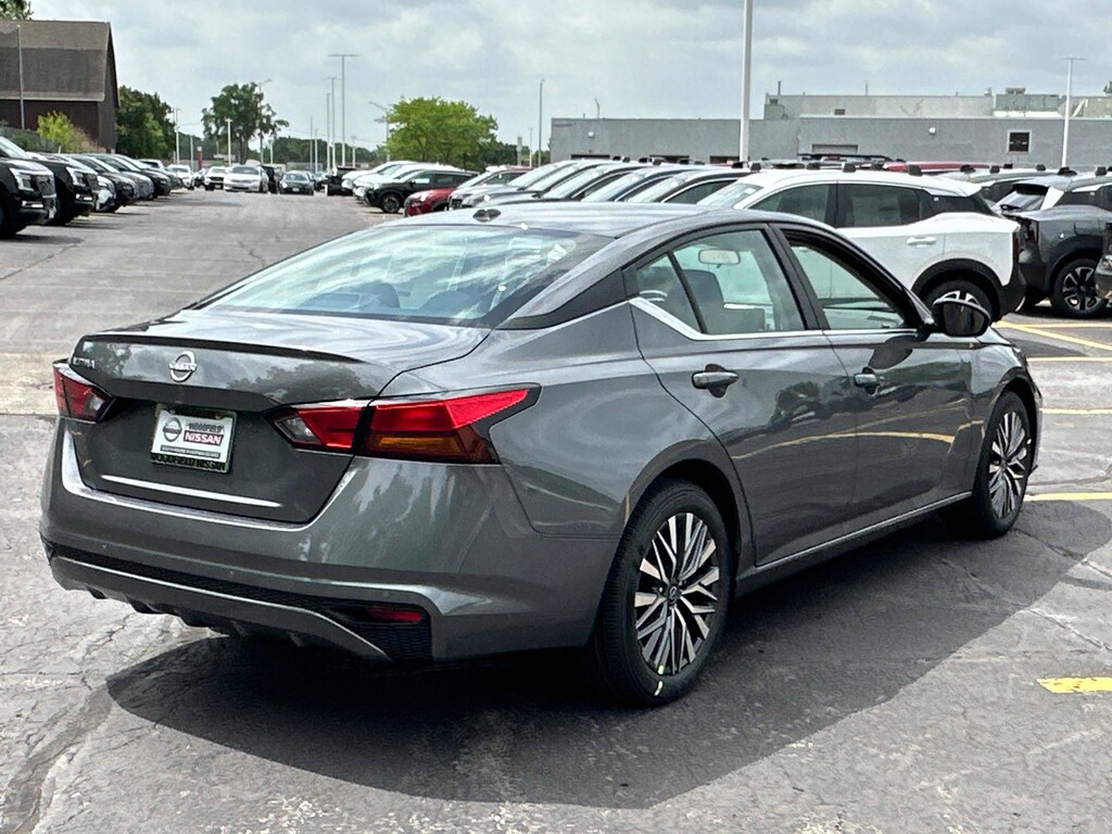 New 2026 Nissan Altima SV SV FWD