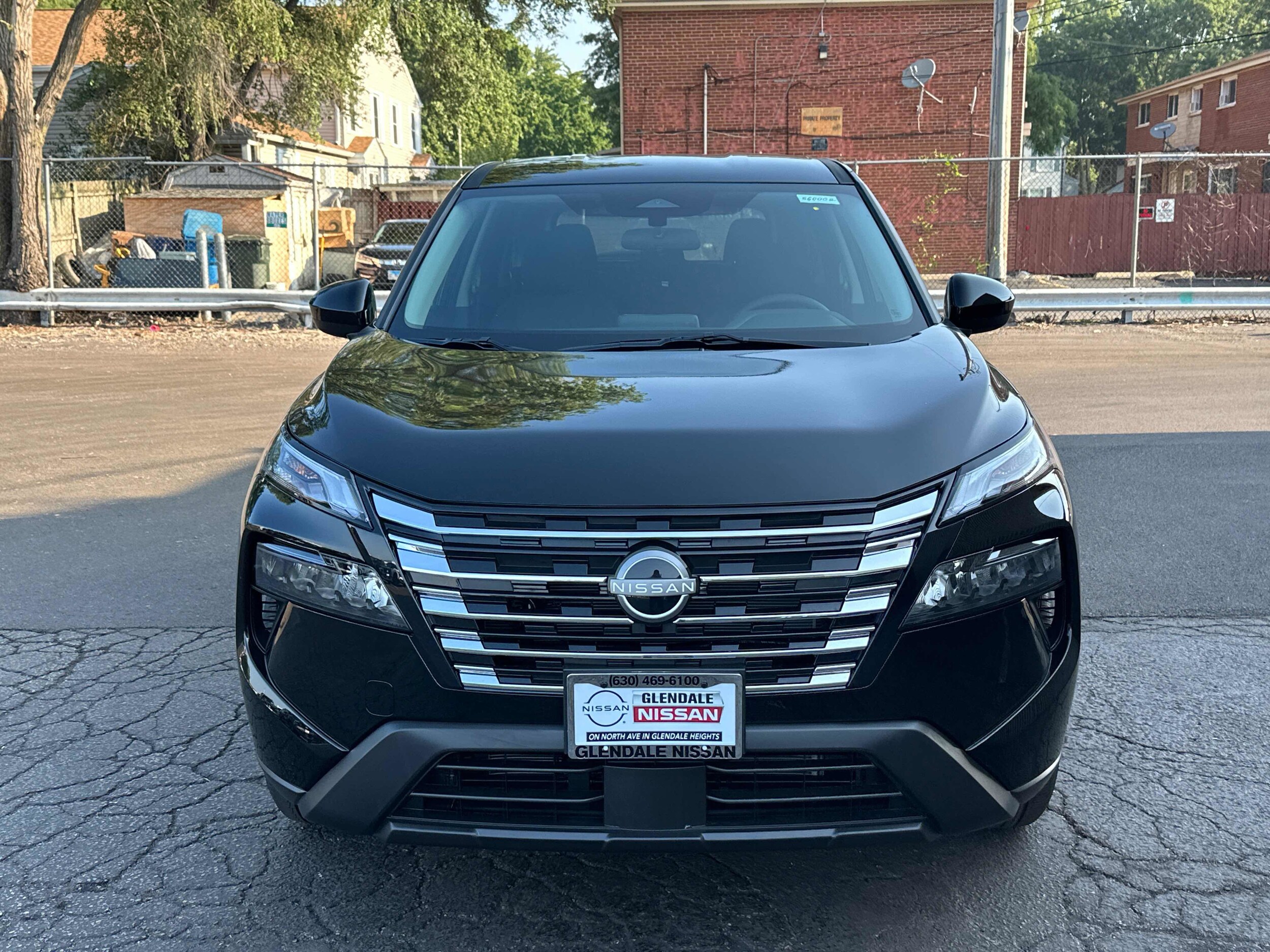 2026 Nissan Rogue SV photo 2