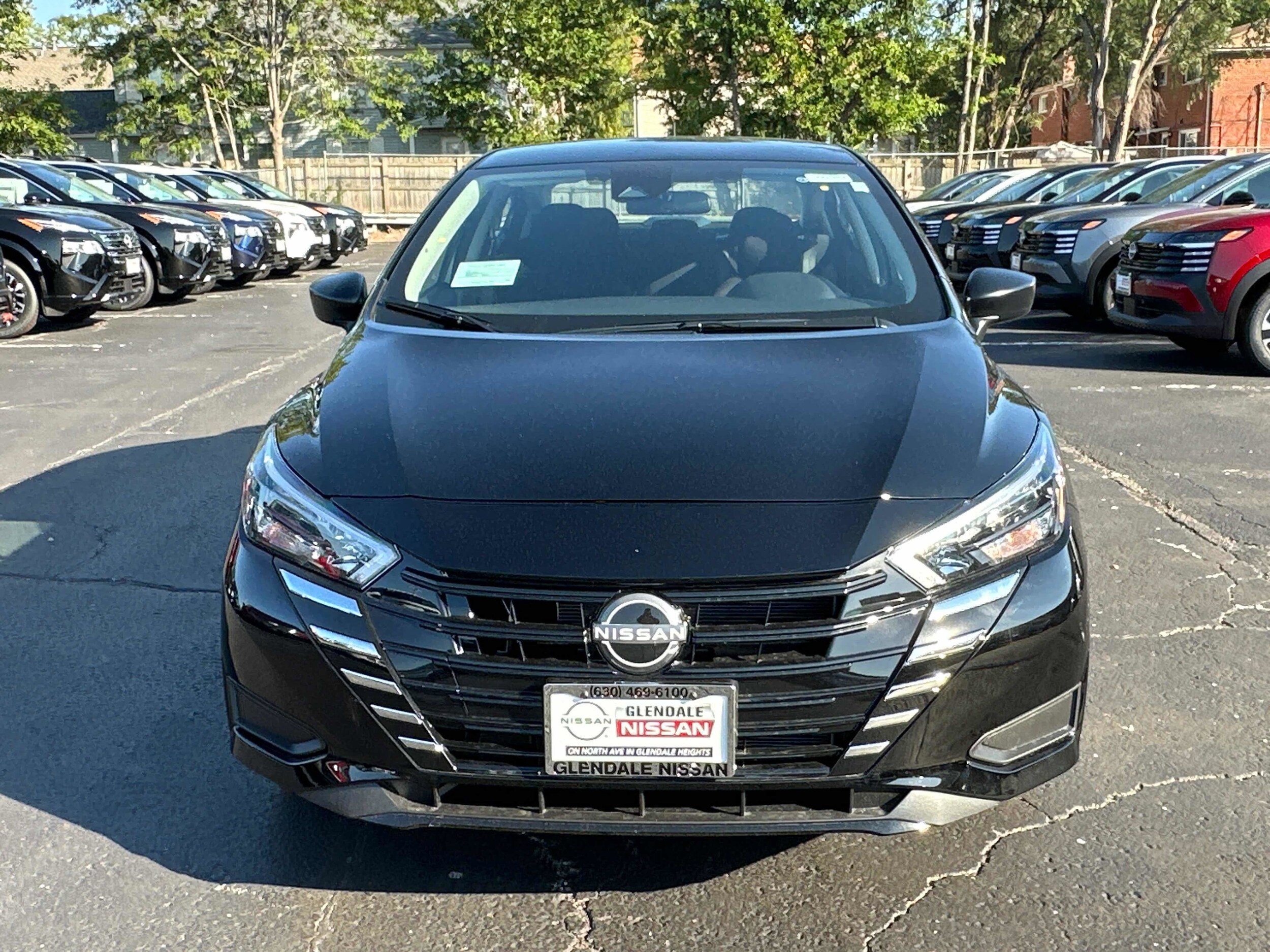 2025 Nissan Versa S photo 2