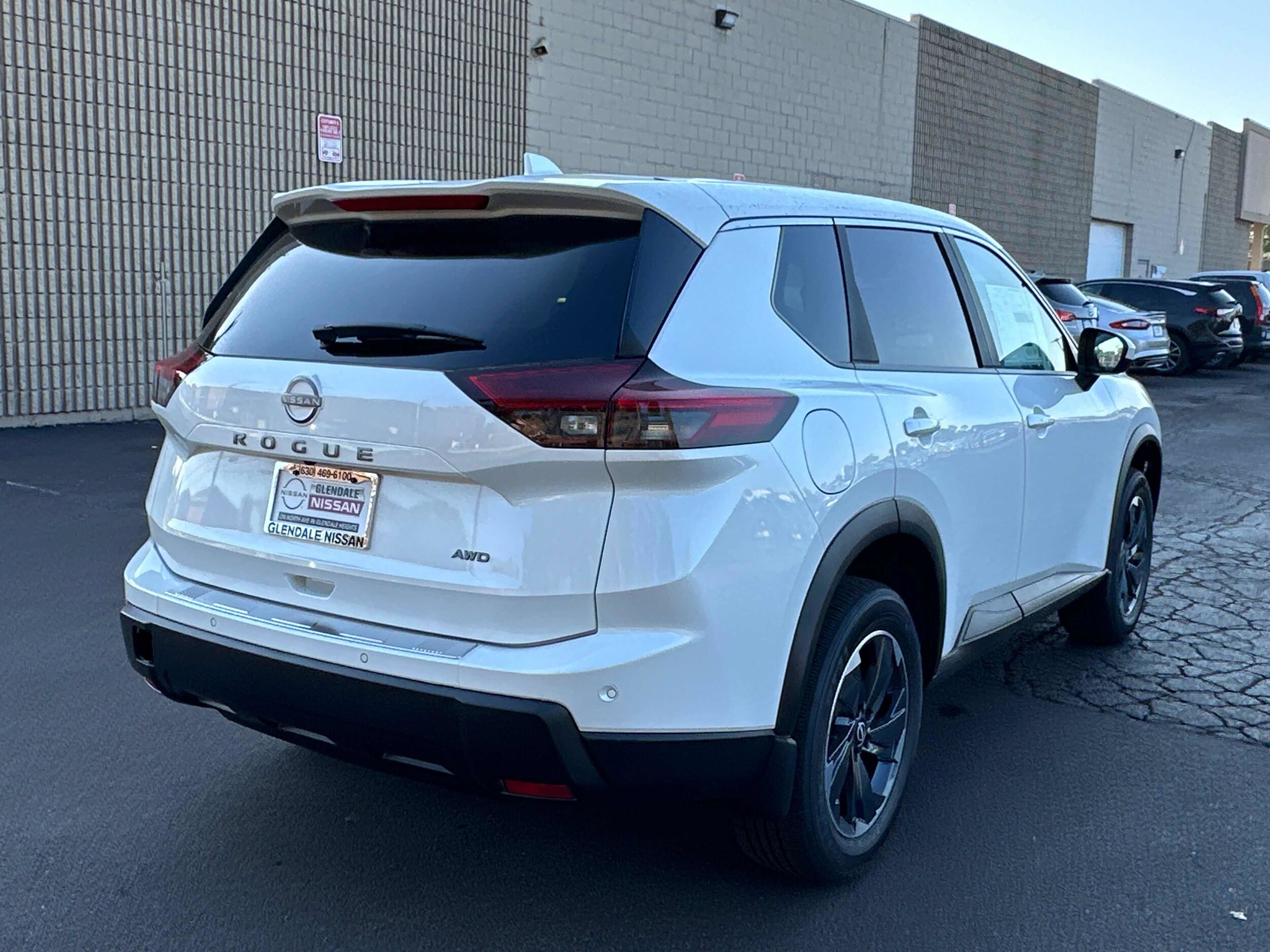 2026 Nissan Rogue SV photo 4