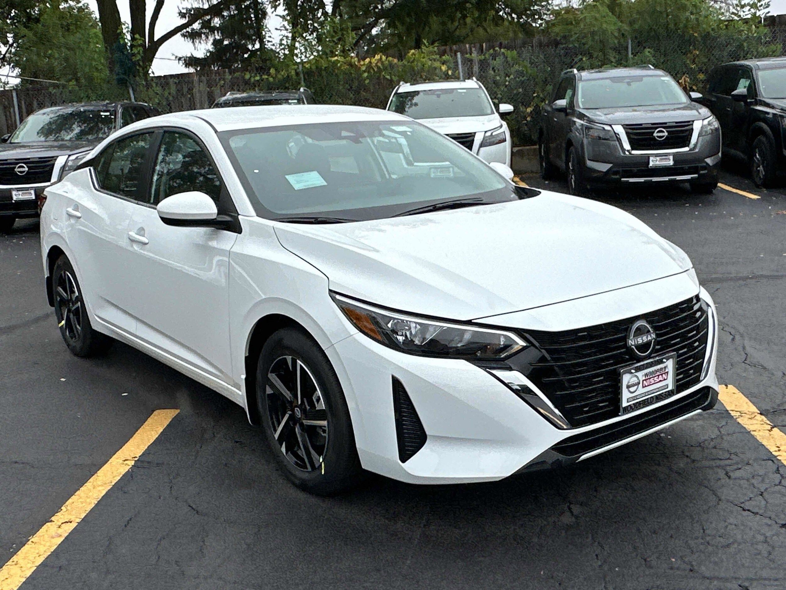 2025 Nissan Sentra SV photo 3